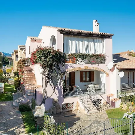 Bouganville Apartment Budoni