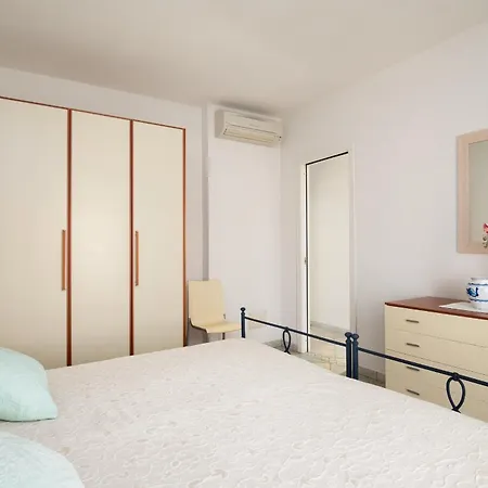 Apartment Bouganville