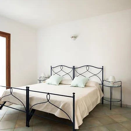 Apartment Bouganville Budoni