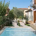 Bouganville Apartment *